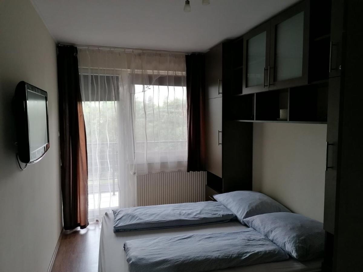 Family Holiday Apartman Nyíregyháza Eksteriør billede