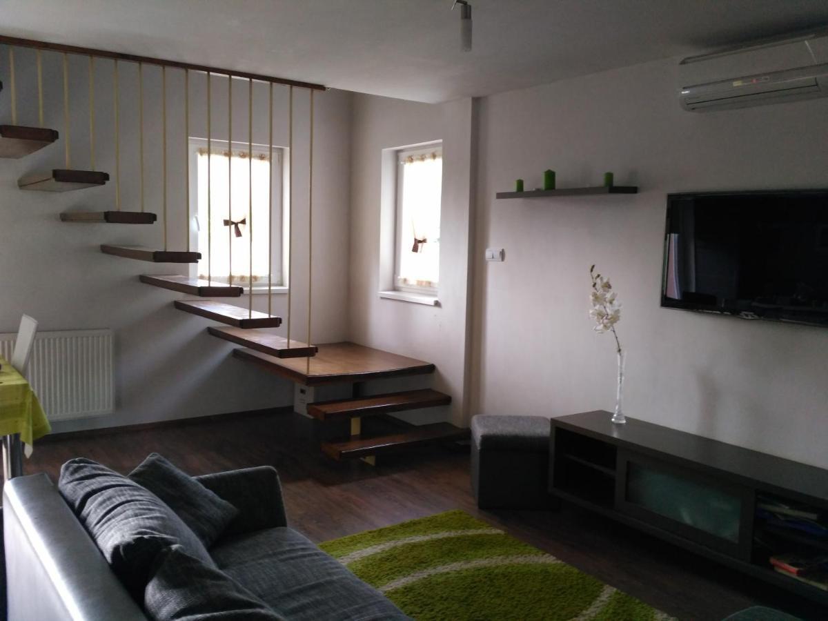 Family Holiday Apartman Nyíregyháza Eksteriør billede